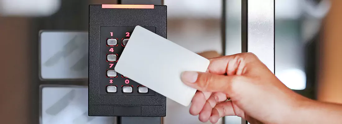 Benefits of Card Lock Readers for Properties in West Lealman, FL